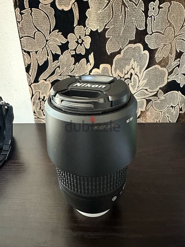 Nikon D7000 with 70-300 Nikkor Lens like new 3