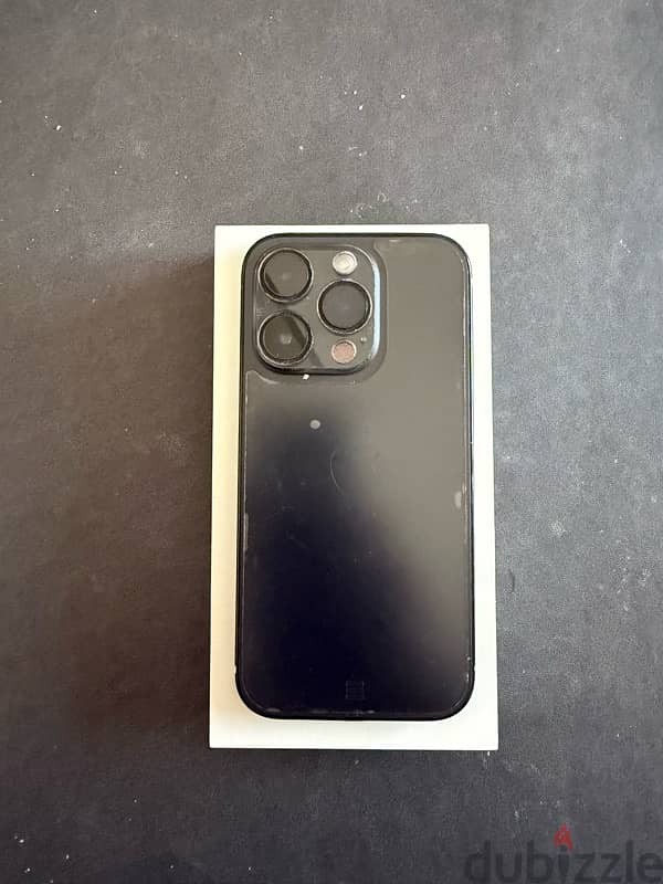 Iphone 14 pro 256 GB Space Black Perfect Condition (From Istyle Oman) 3