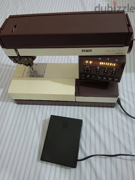 :Sewing machine  PFAFF. MODEL NOREATUVE 1471. Made in germany 4