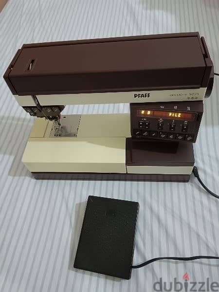 :Sewing machine  PFAFF. MODEL NOREATUVE 1471. Made in germany 5