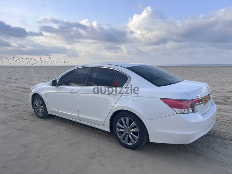 Honda Accord 2012 1