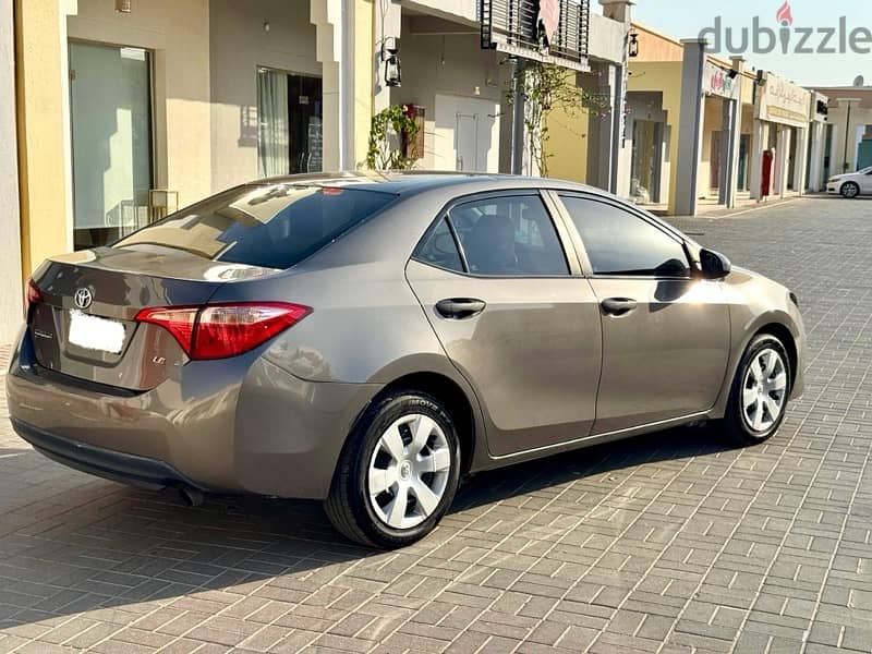 Toyota Corolla 2018 5