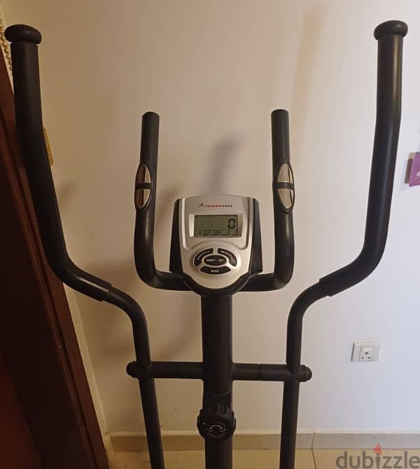 Techno Gear cross trainer 3