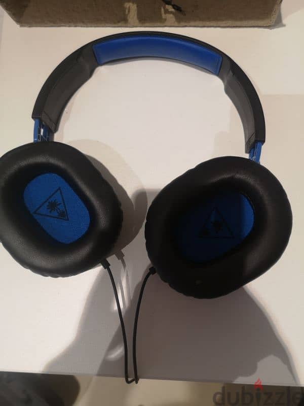 turtle beach recon 50P with box and microphone 1