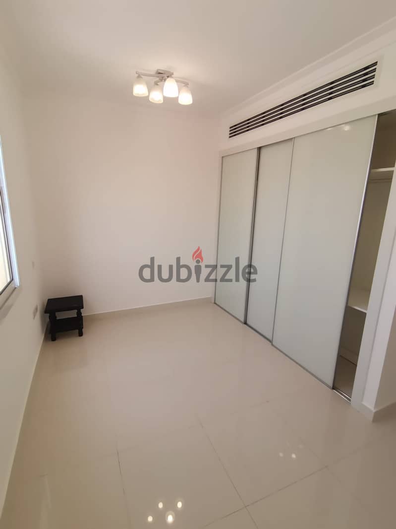 For Sale 2 Bhk + 1 Flat In Rimal Boucher 7