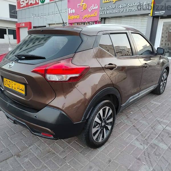 Nissan Kicks 2017 full Oman agency car 6