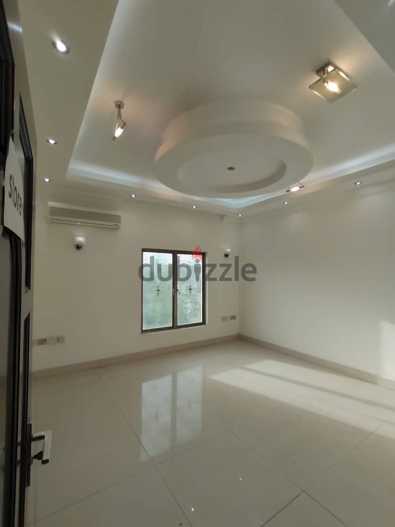 For rent 6 Bhk Commerical  villa in Al Khuwair 18