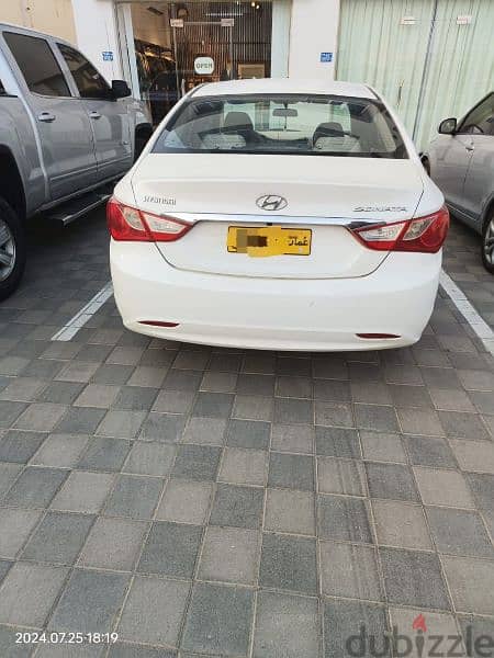 Hyundai Sonata 2011 0