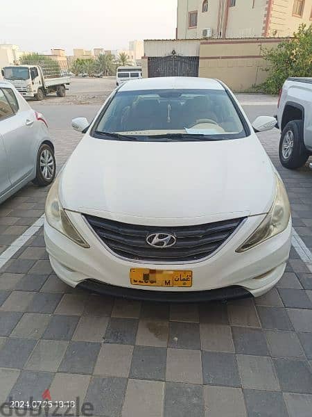 Hyundai Sonata 2011 1