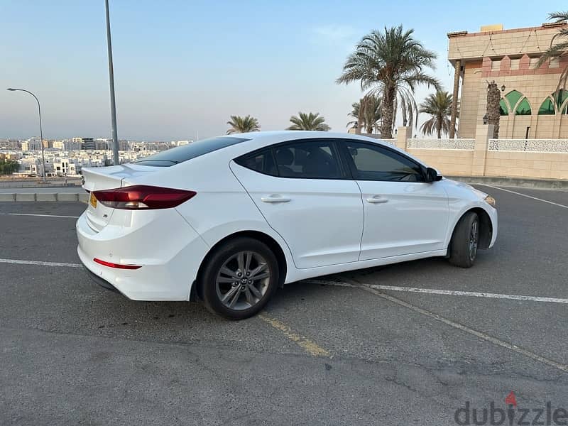 Hyundai Elantra 2016 GCC 1