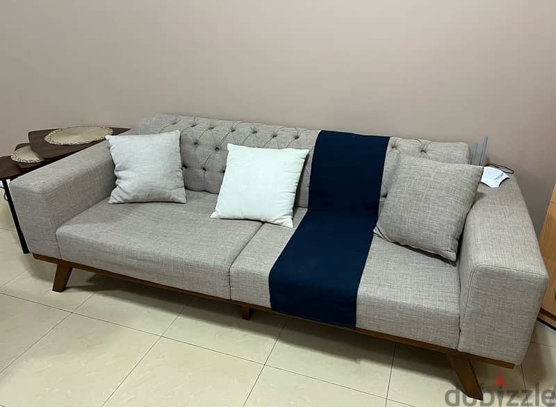 Sofa Set in Good Condition 2