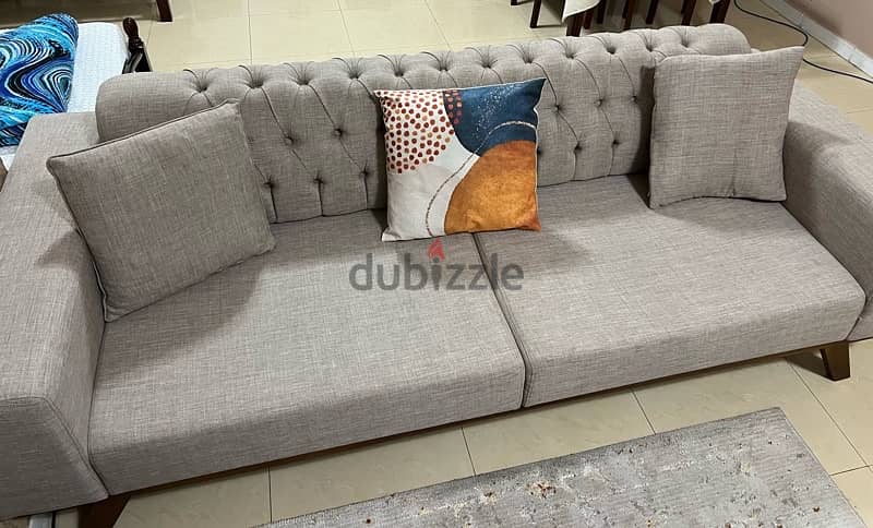 Sofa Set in Good Condition 3