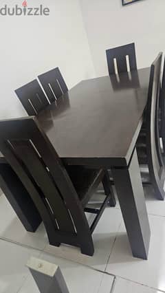 Well maintained dining furniture and glass tables 0