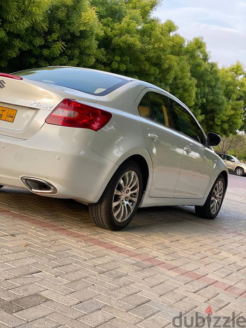 Suzuki Kizashi 2016 Oman 0