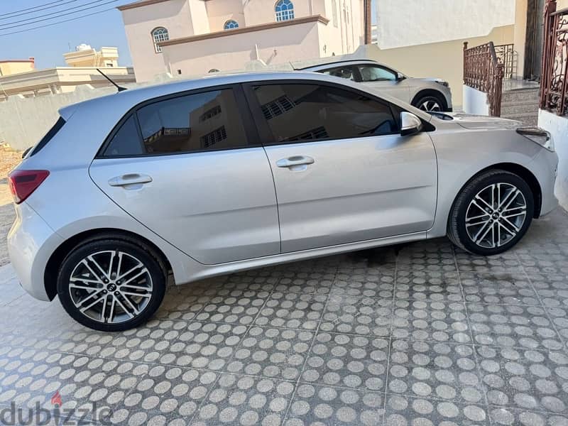 perfect expact use 2019 kia rio gcc oman car 8