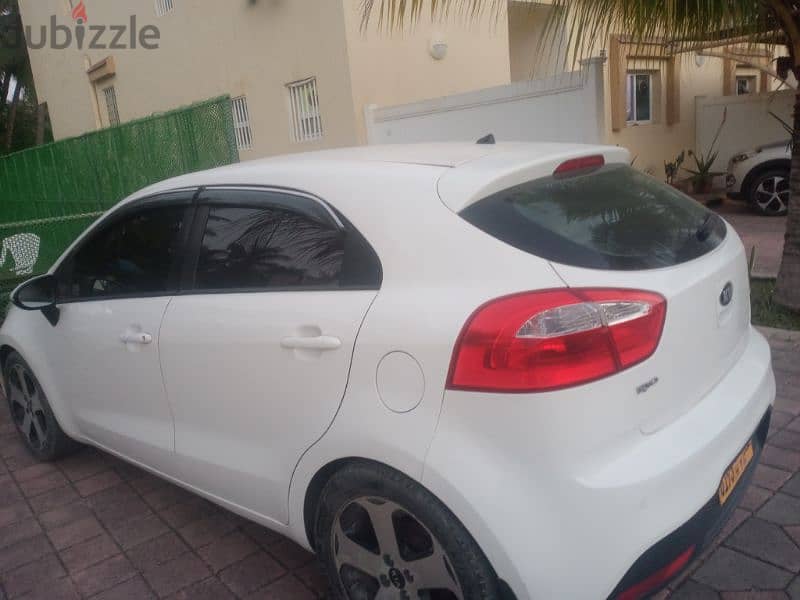 Kia Rio 2015 3