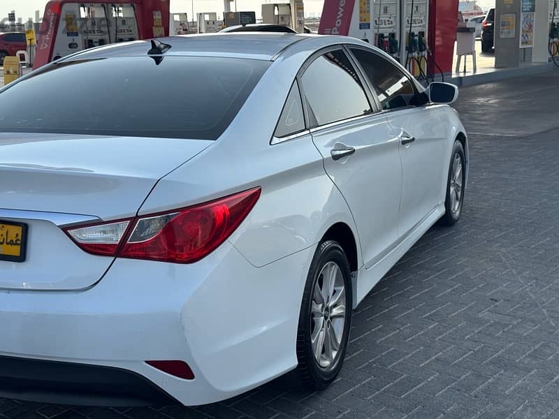 Hyundai Sonata 2014 7