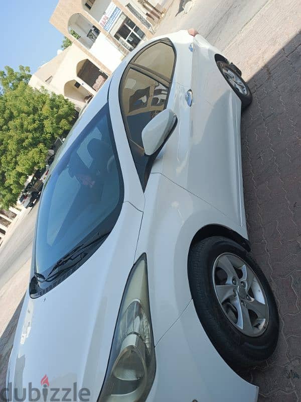 Hyundai Elantra 2013 11