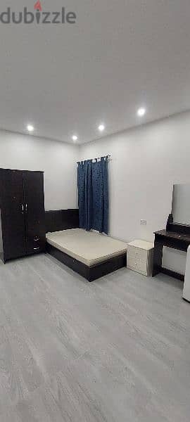 Fully furnished room for rent (Executive bachelor only) 0