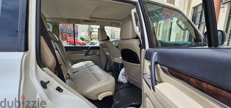 Mitsubishi Pajero 2016 URGENT SALE 4