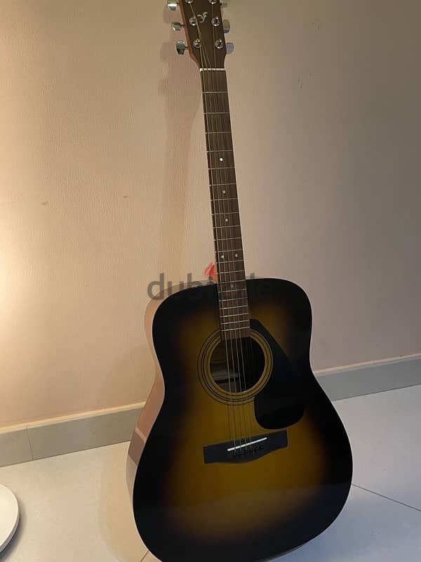 Yamaha F310 Acoustic Guitar 0