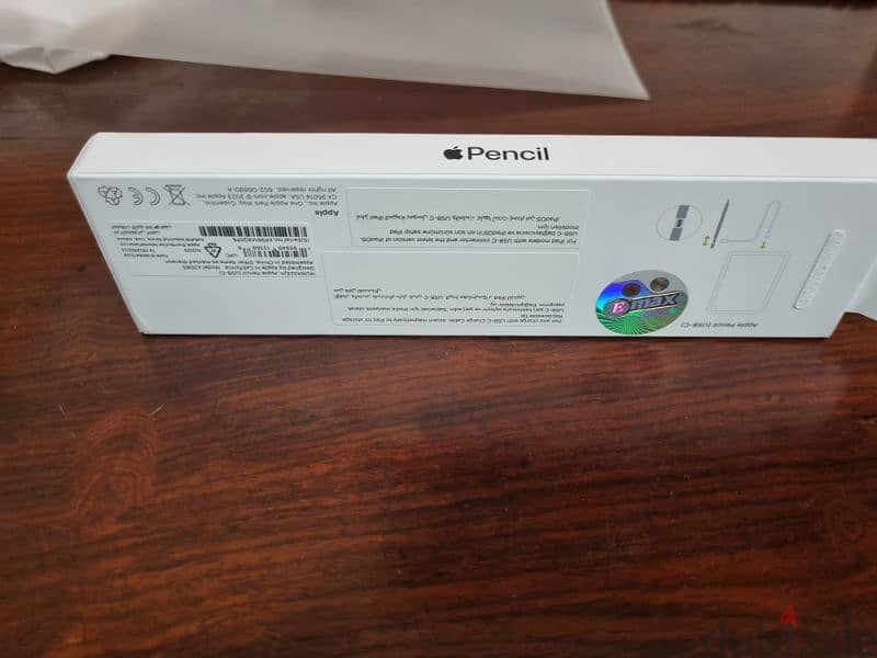 Apple pencil USB - C 1