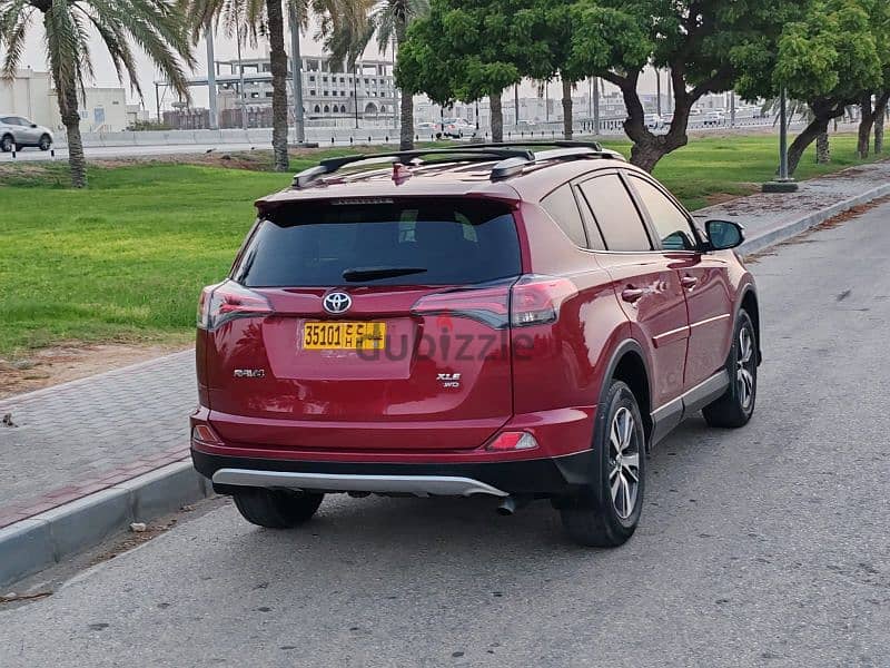 Toyota RAV4 XLE 2018 3