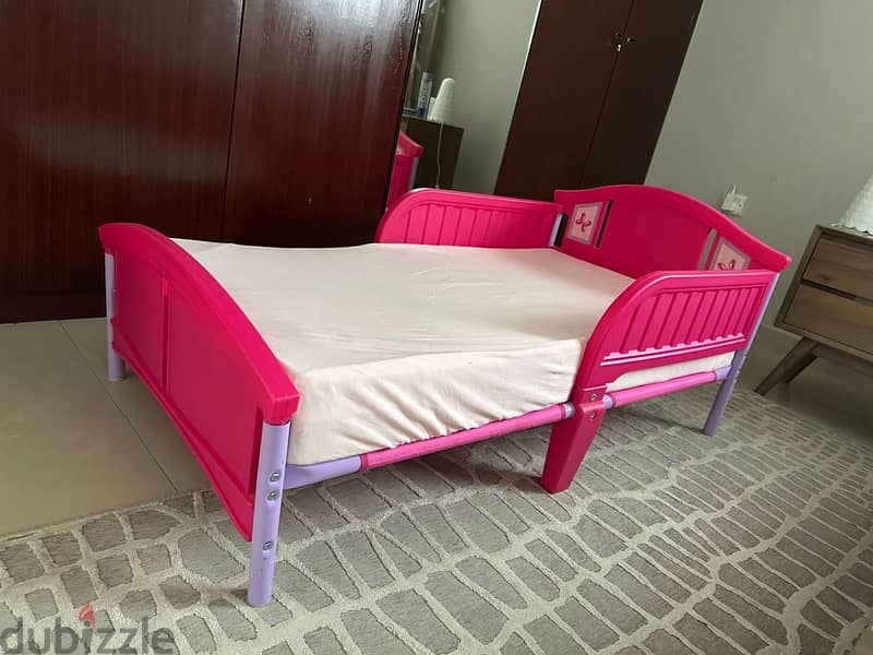 Toddler Bed with mattress from center point baby shop. 1