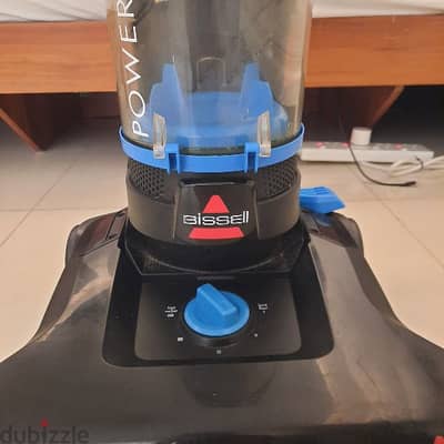 bissel  vacuum cleaner