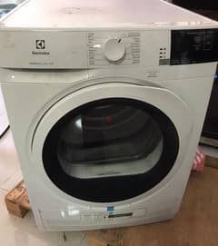 dryer 8 kg , OMR _190