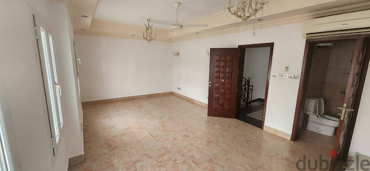 1Me31 Beautiful 5bhk Villa For Rent In Aziba 4