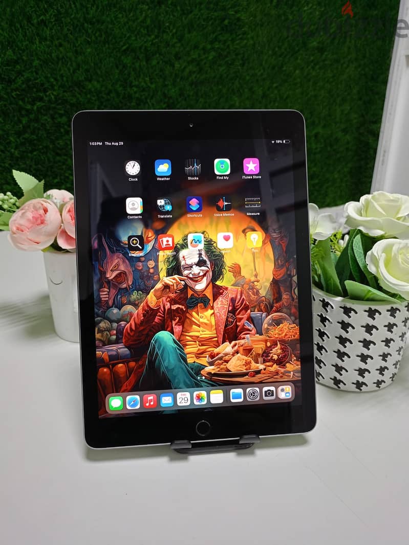 iPad 5th Generation 128 GB 3