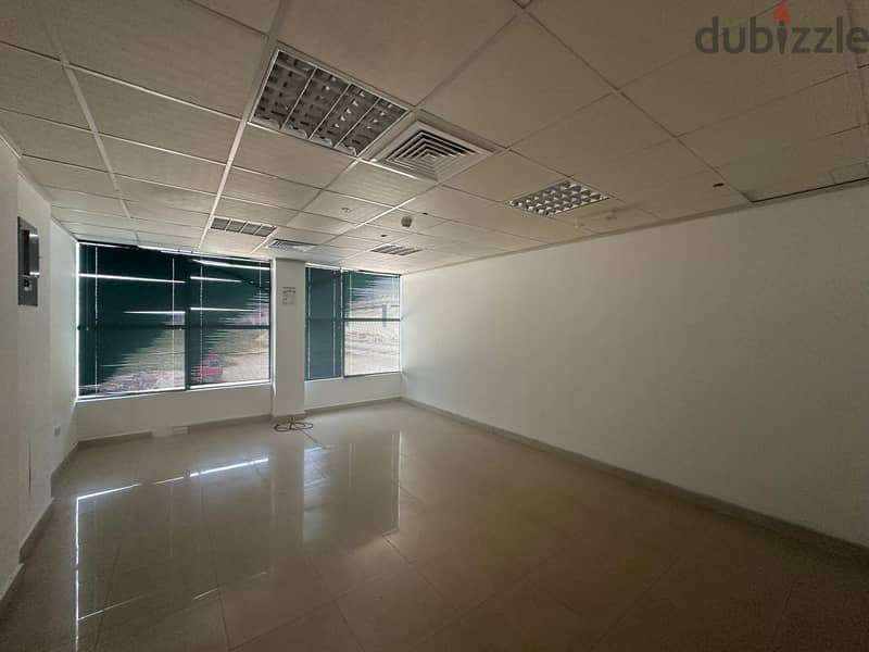 400 SQM Office Space – Qurum – Nearby Amenities 2