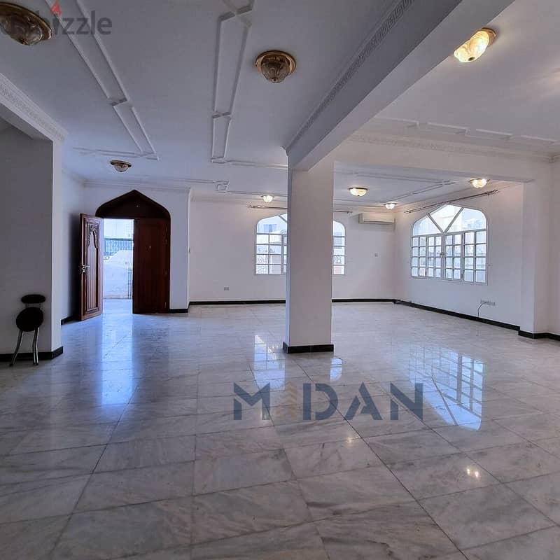 AL GHUBRAH NORTH | BEAUTIFUL 5 BR VILLA 1