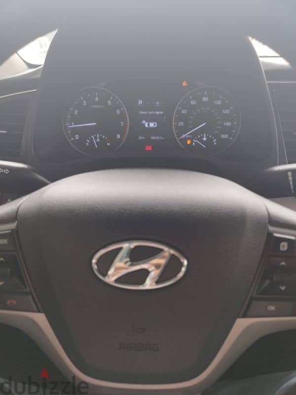 Hyundai Elantra 2018 1