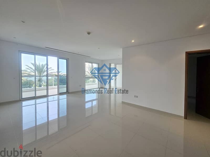 Elegant 2-Bedroom Apartment with Stunning Marine Views in Al Mouj 2