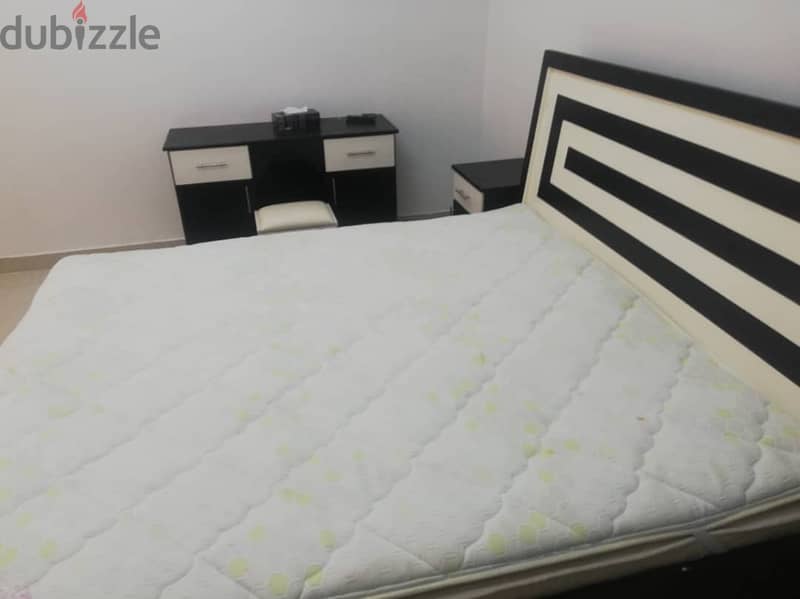 King size Bed + Mattress 2