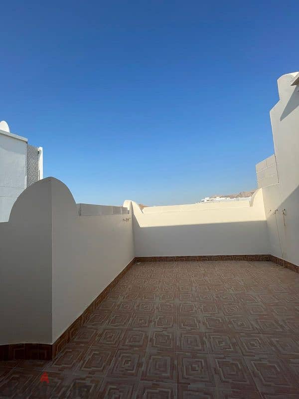 Luxury villa in Bawshar فيلا في حي البيضاء بوشر للايجار 11