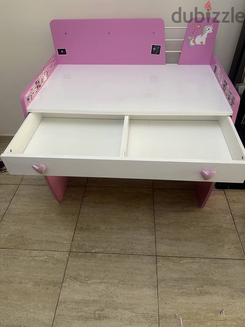 Kids Desk - Pink 4