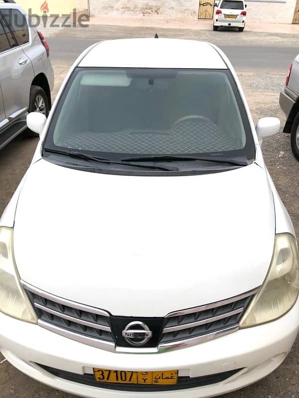 Nissan Tiida 2009 5