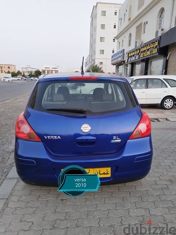 Nissan Versa 2010 4