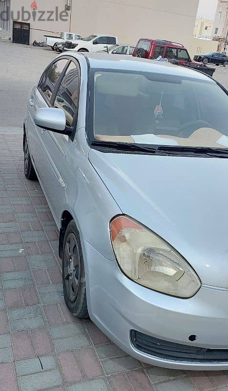 Hyundai Accent 2010 1