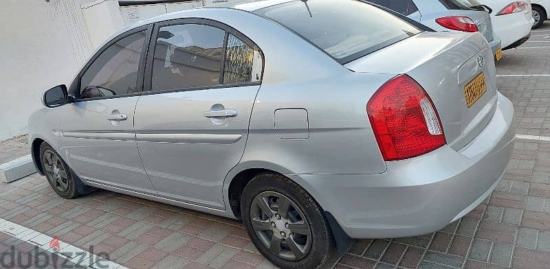 Hyundai Accent 2010 4