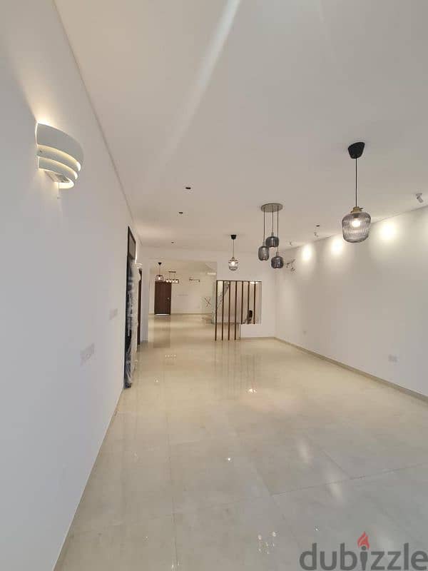 New luxury villa in Azaiba for sale فيلا جديده للبيع في العذيبه 4