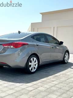 Hyundai Elantra 2013