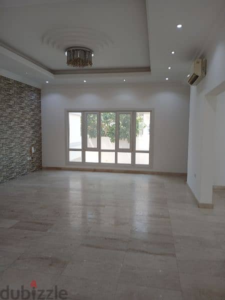 4 rooms Vila for Rent 1