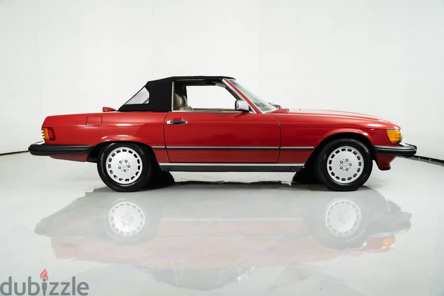 Mercedes-Benz SL-Class 1986 SL 560 1