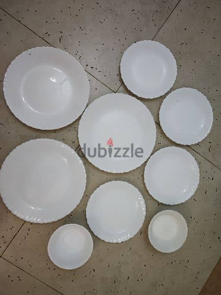 White porcelain dinner plate set 1