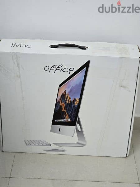 iMac 2017 New with Box 0