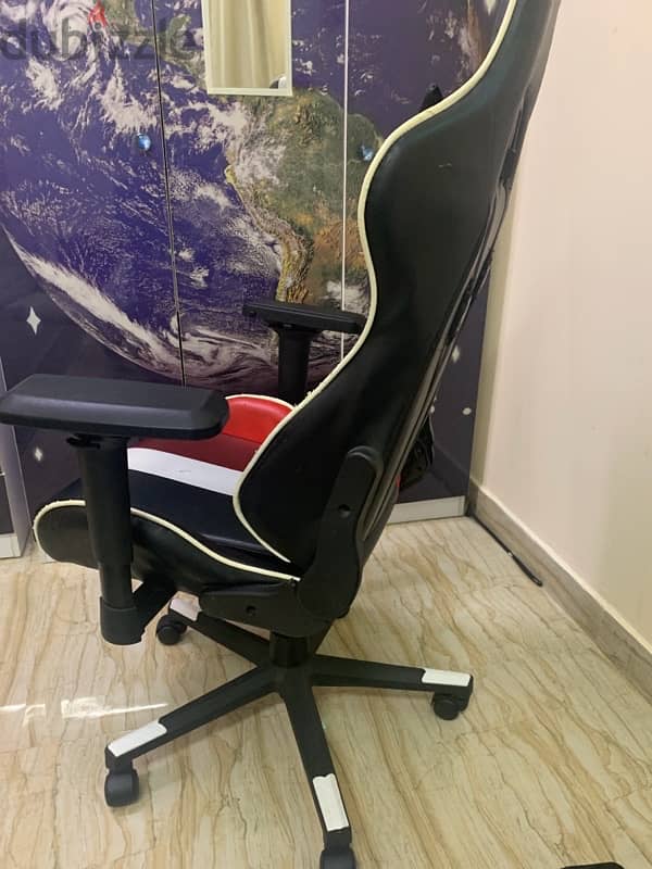 gaming chair 1